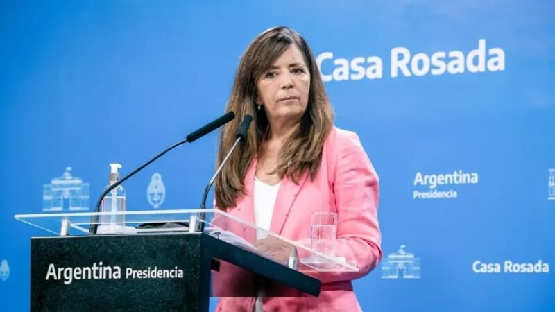 Cerruti insistió en vincular a Milei por los saqueos en distintas provincias y esta vez también nombró a Bullrich